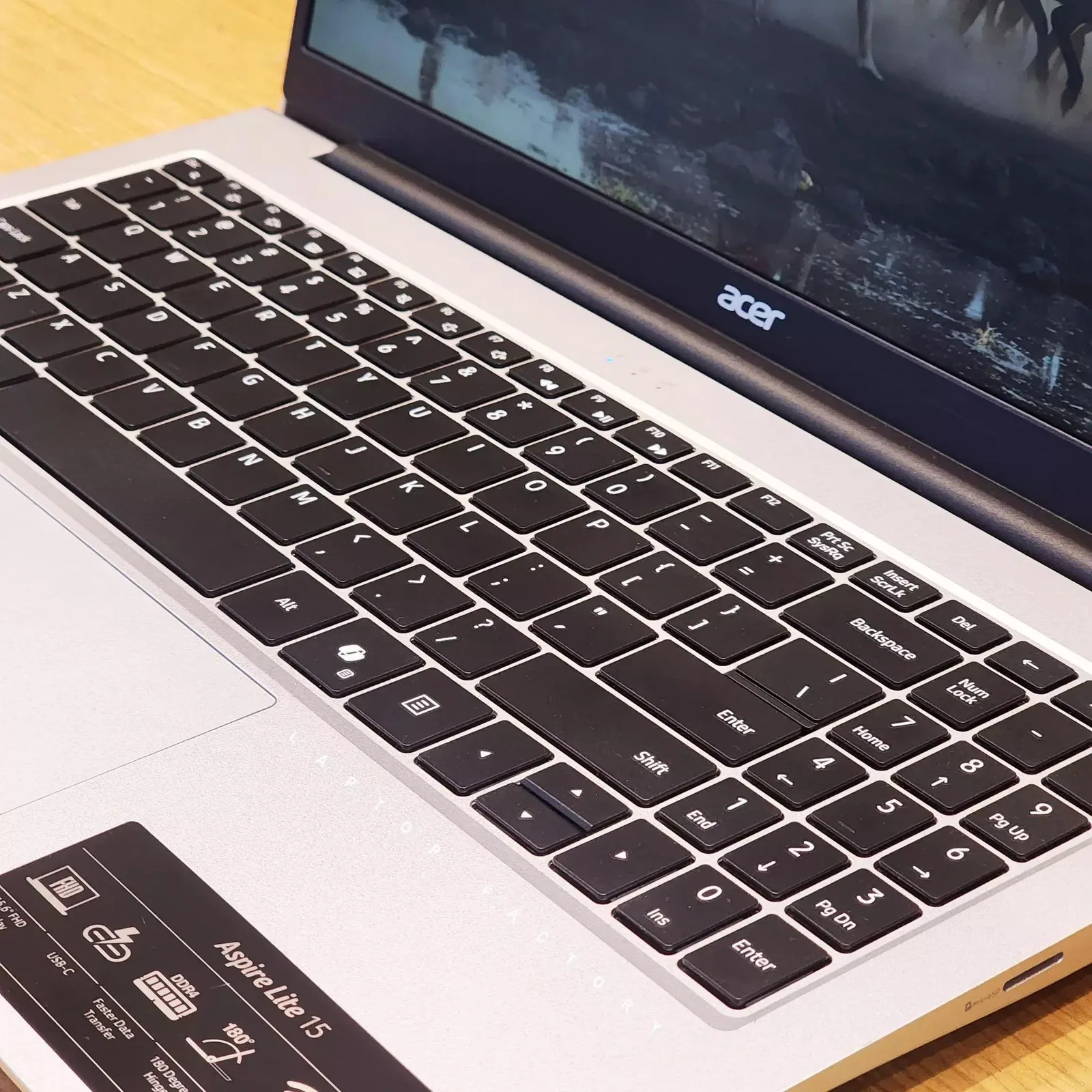 Acer Aspire Lite