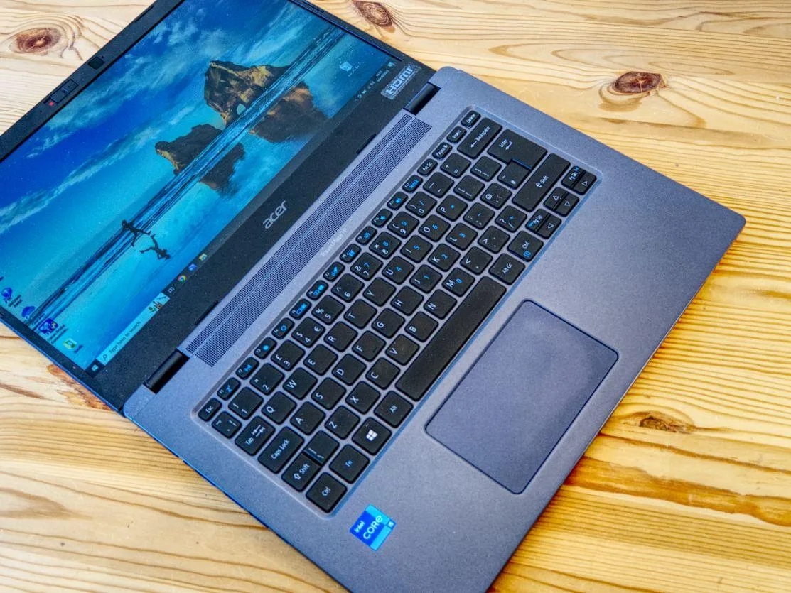 Acer TravelMate P4 13