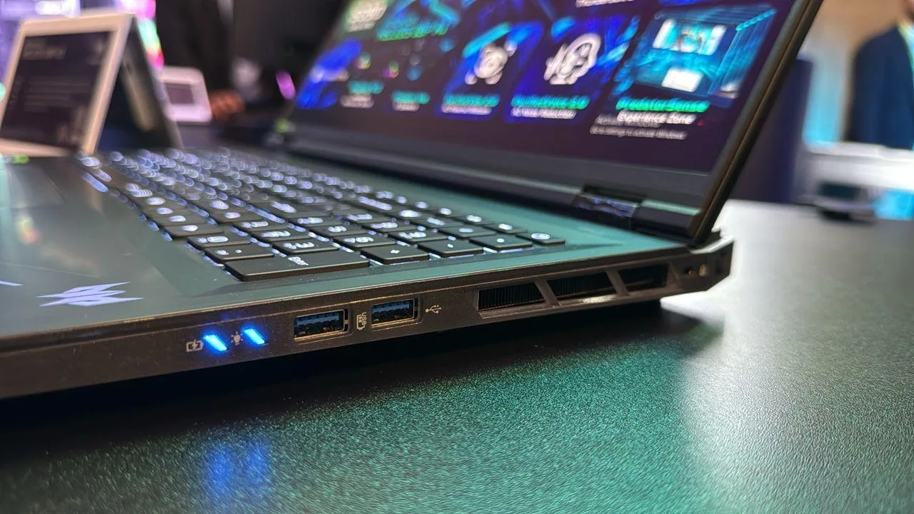 Acer Predator Helios 18P AI