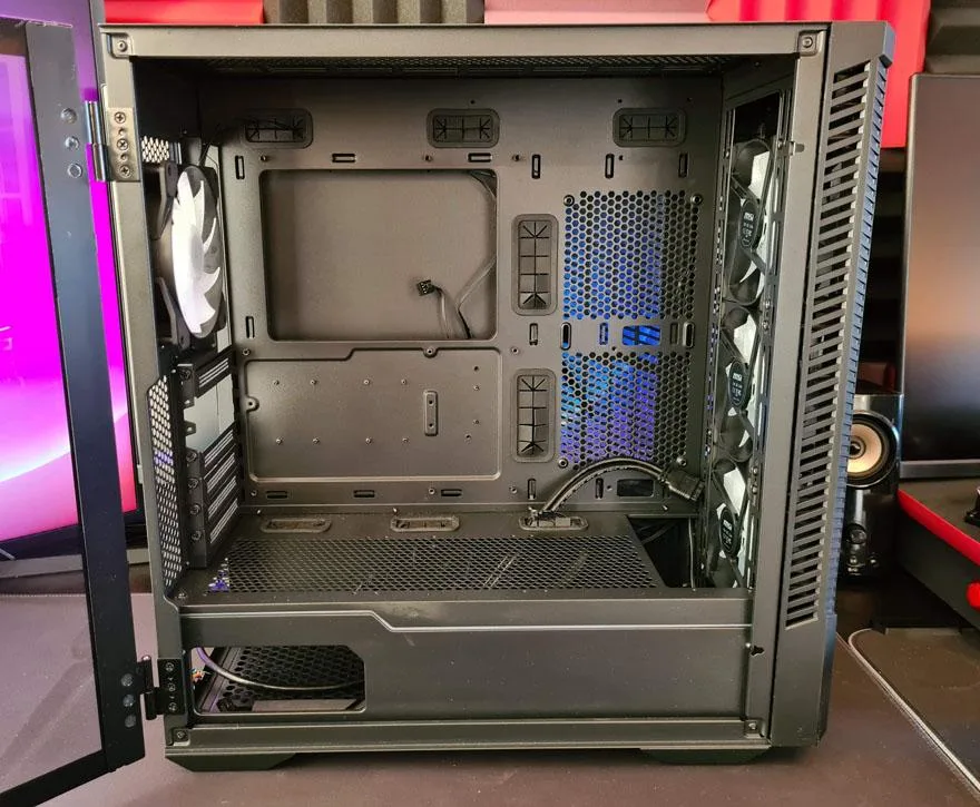 MSI MEG VELOX 100R