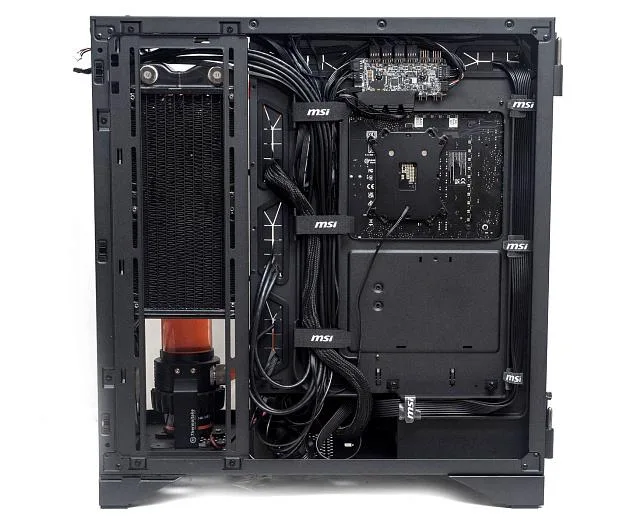 MSI MEG Prospect 700R